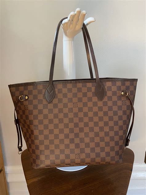 authentic Lv Neverfull mm